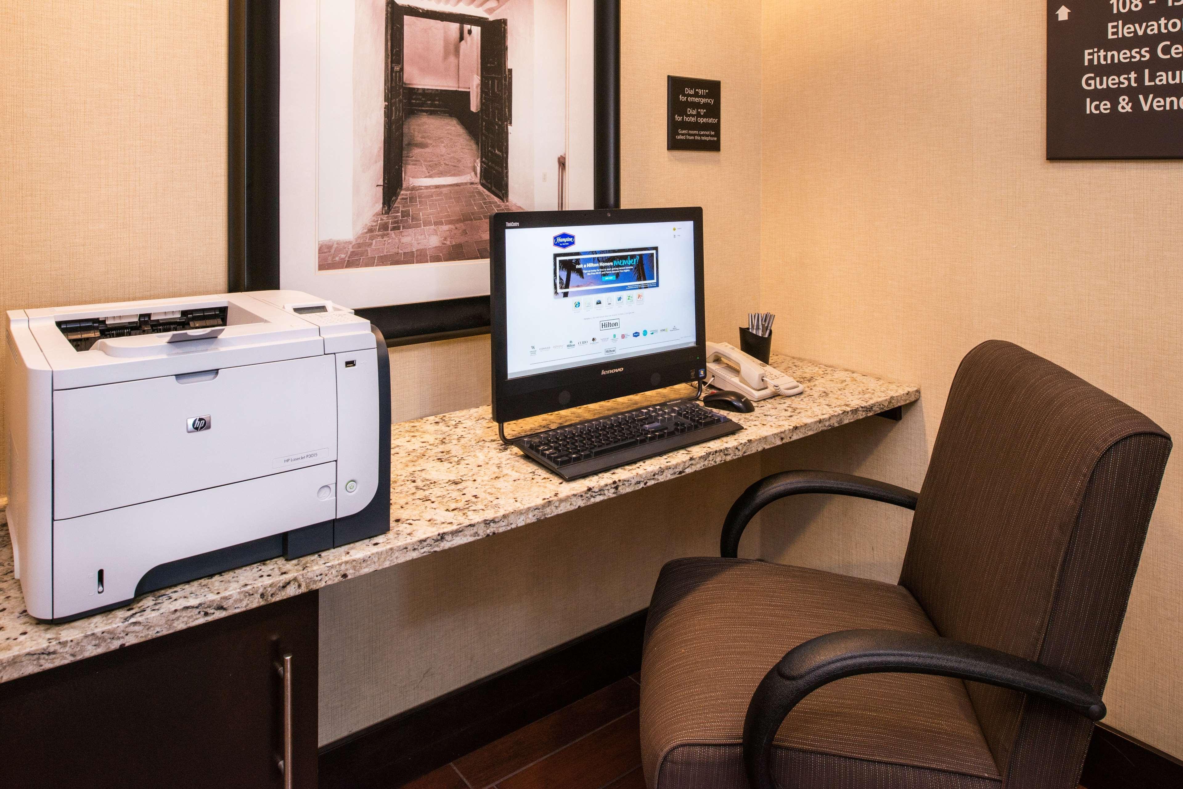 Hampton Inn San Antonio Stone Oak Exterior photo