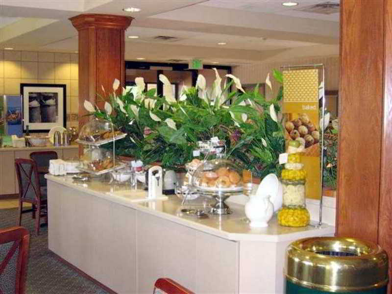 Hampton Inn San Antonio Stone Oak Restaurant photo